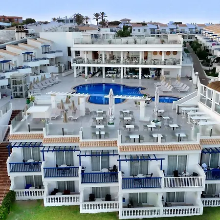 Hotel Parque Nereida 4*